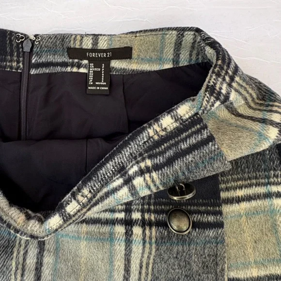 Forever 21 Plaid Skort in Blue and Beige - Picture 7 of 10